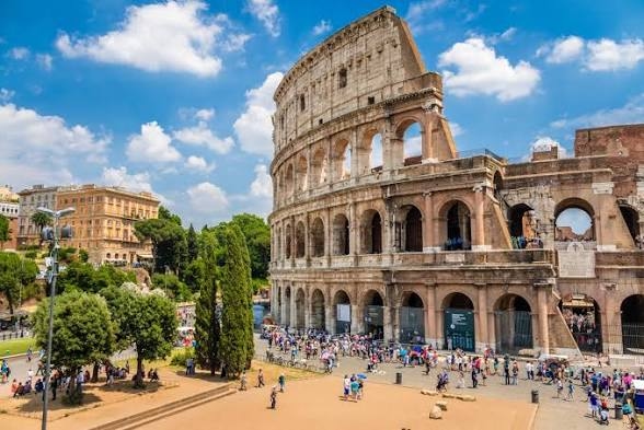 10 Tempat Wisata di Italia yang Wajib Dikunjungi 