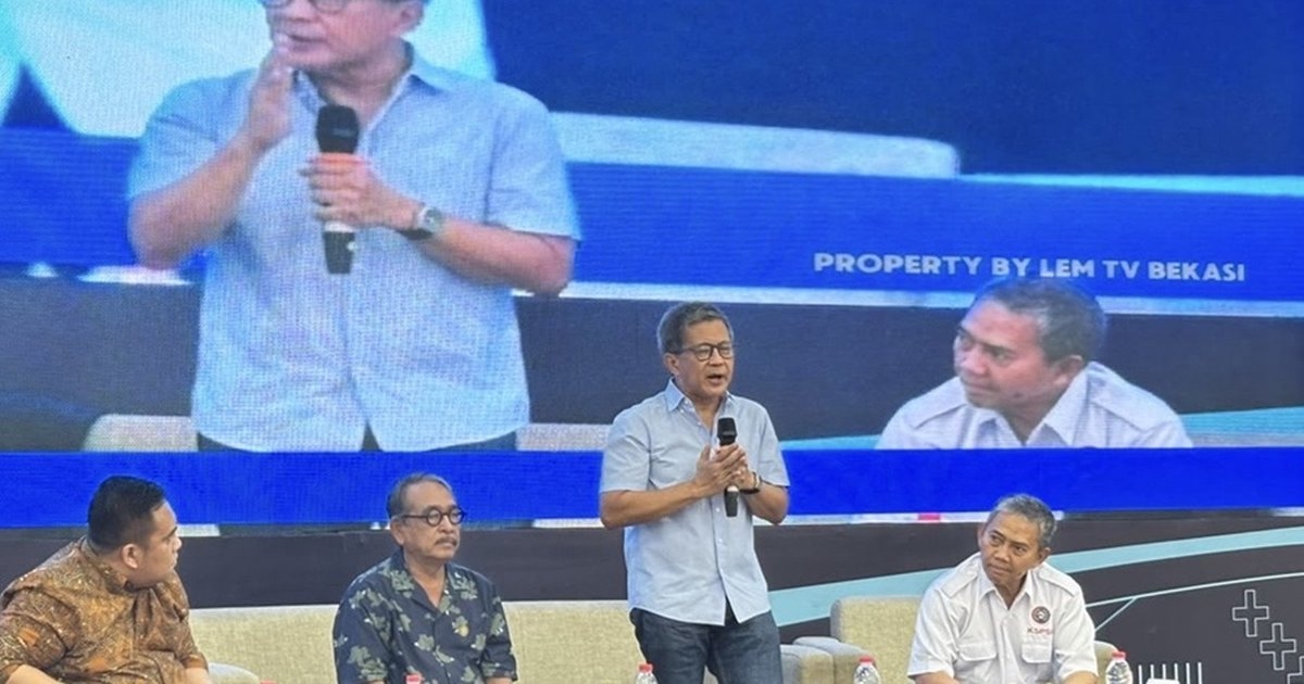 Rocky Gerung Minta Buruh Kawal RUU Pelindungan Ketenagakerjaan, Jangan Mundur jika Berhadapan Kekuasaan