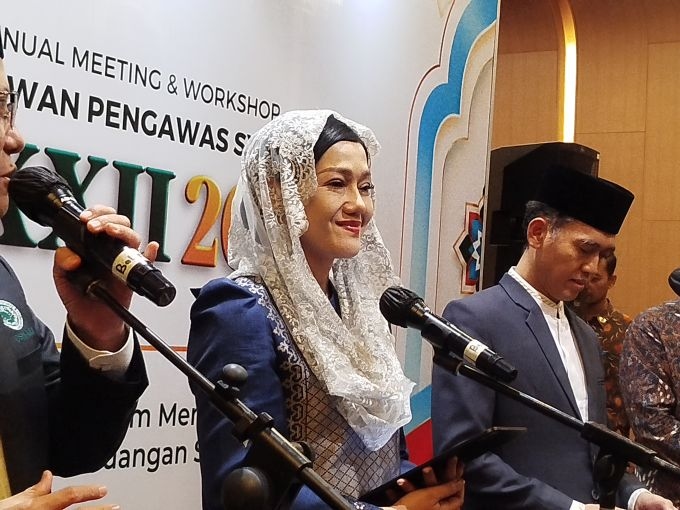 Penetrasi Produk Keuangan Syariah Baru 13 Persen, OJK Putar Otak
