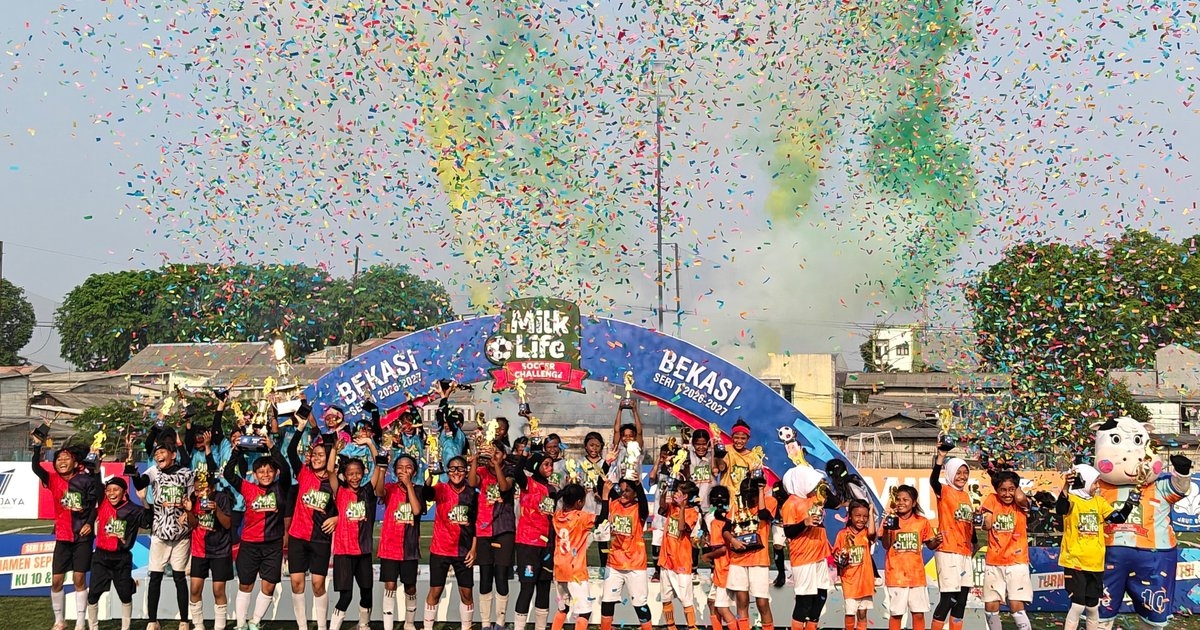 Empat Sekolah Segel Gelar Juara MilkLife Soccer Challenge Seri 1 2026-2027 di Bekasi dan Kudus