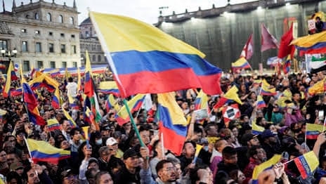 Hubungan Kolombia-Israel Pulih, Ribuan Warga Demo dan Bakar Bendera AS