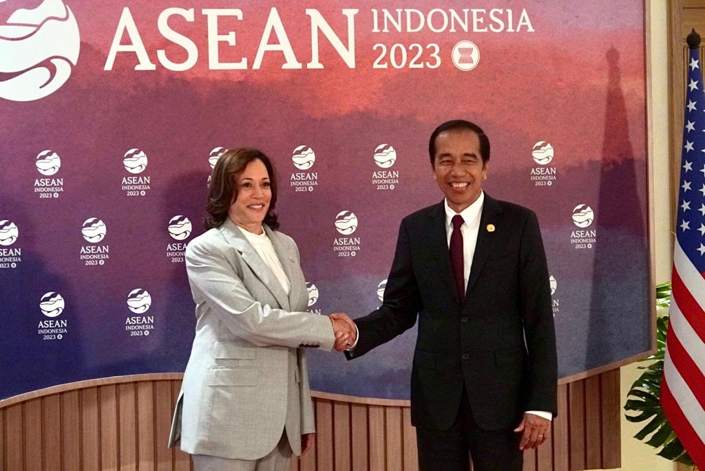 Berkebalikan dari Trump, Harris Tak Akan Intervensi The Fed