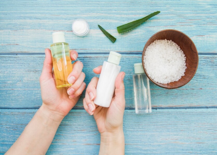 Mengenal Kandungan Berbahaya Dalam Skincare Dan Makeup