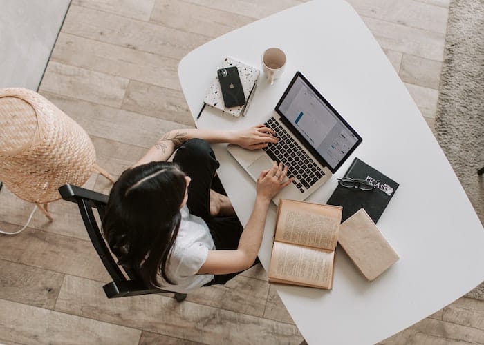 8 Tips Menuntut Ilmu Di Waktu Sibuk