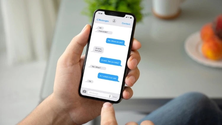 10 Alasan Mengapa SMS Tak Lagi Diminati
