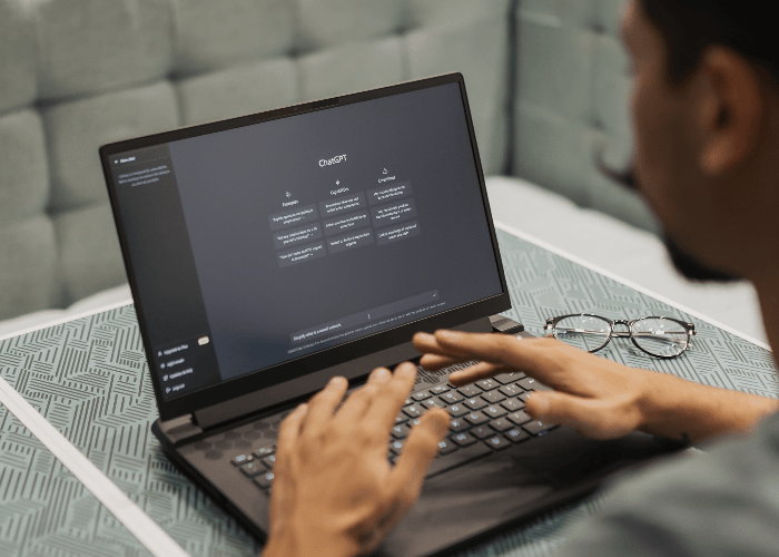 Microsoft dan OpenAI Ungkap Peretas Gunakan ChatGPT untuk Tingkatkan Serangan Siber