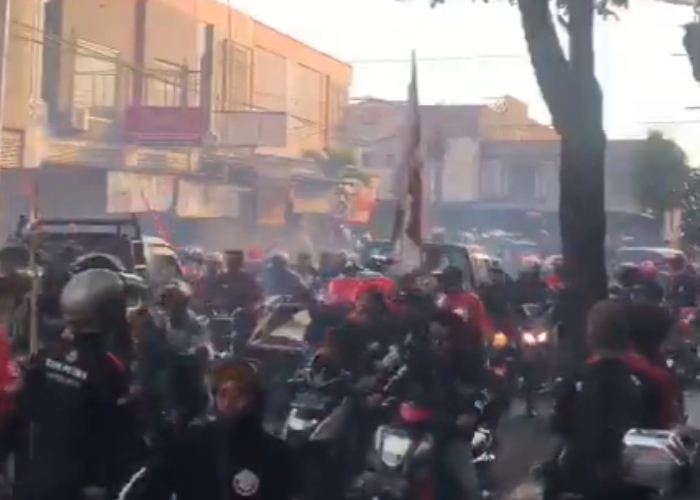 Jelaskan 4 Penyebab Konflik dalam Masyarakat yang Beragam!