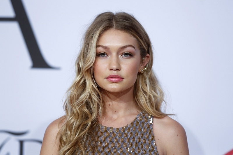 Dukung Palestina, Gigi Hadid Dikecam Pemerintah Israel: Anda Sudah Tutup Mata, Kami Mengawasimu