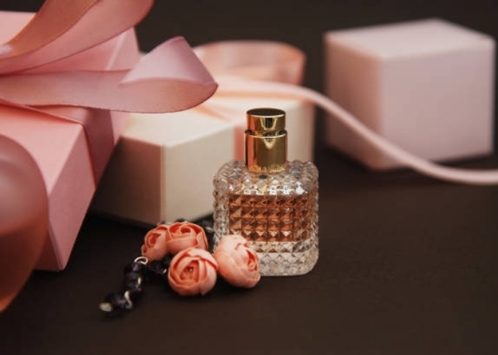 4 Tips Parfum Sebagai Hadiah, Dijamin Bikin Penerima Terkesan