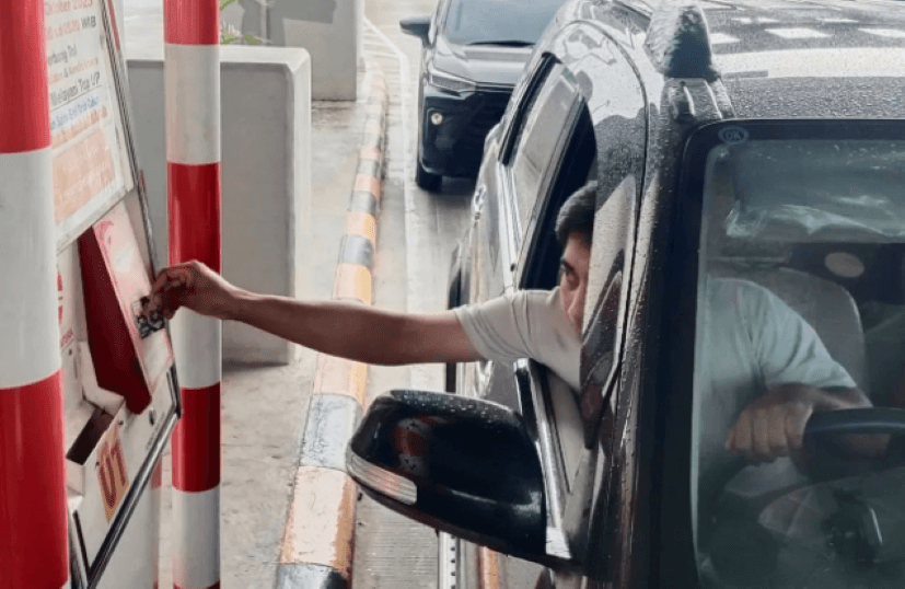 Edukasi Masyarakat, Hutama Karya Mulai Batasi Layanan Top Up Tunai Di Gerbang Tol