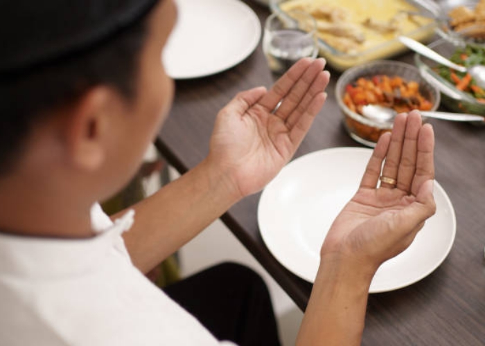 Doa Khusus Hari Rabu, Agar Dipenuhi Rezeki yang Halal