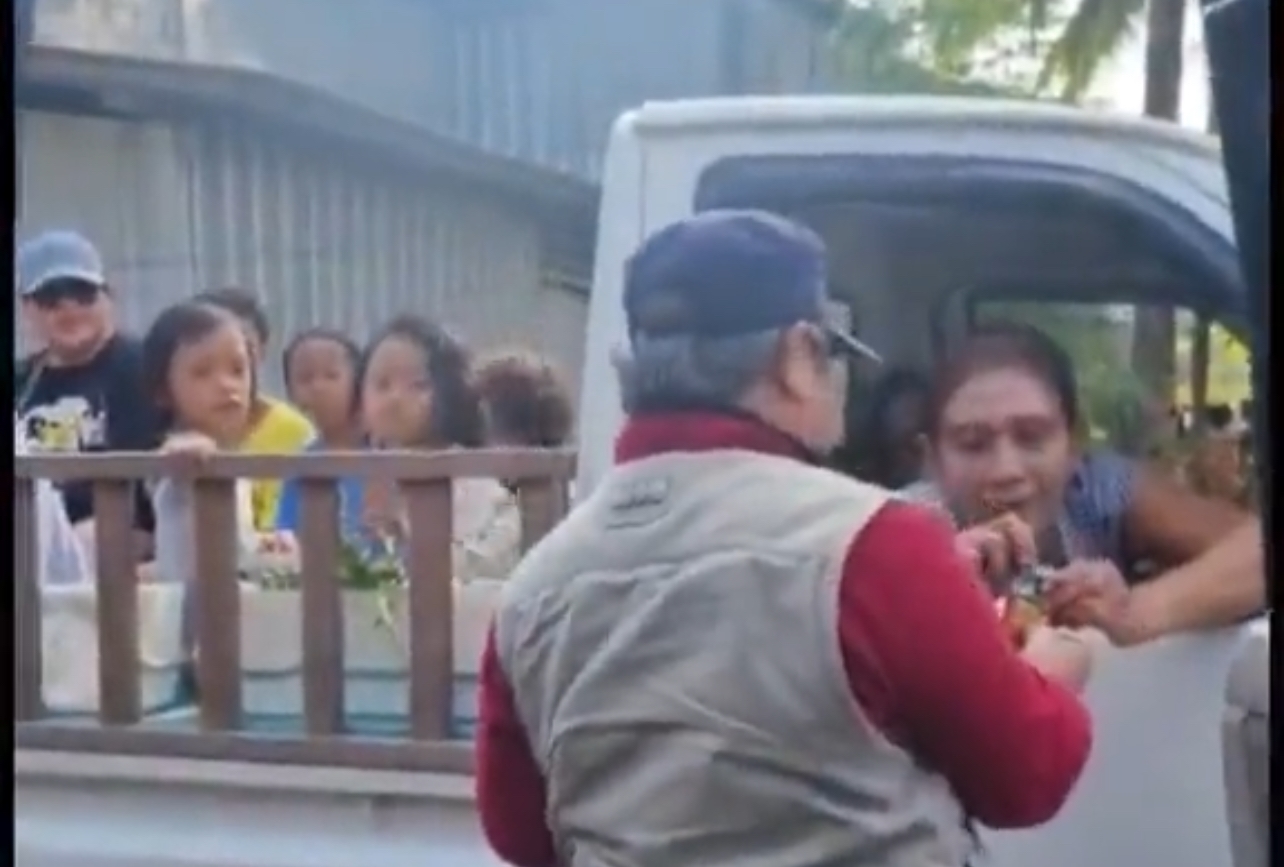 Di Tengah Isu Jadi Timses Prabowo-Gibran, Momen Unik! Susi Pudjiastuti Minta Rokok Sebatang: Aku Punya Korek Tapi Enggak Punya Rokok