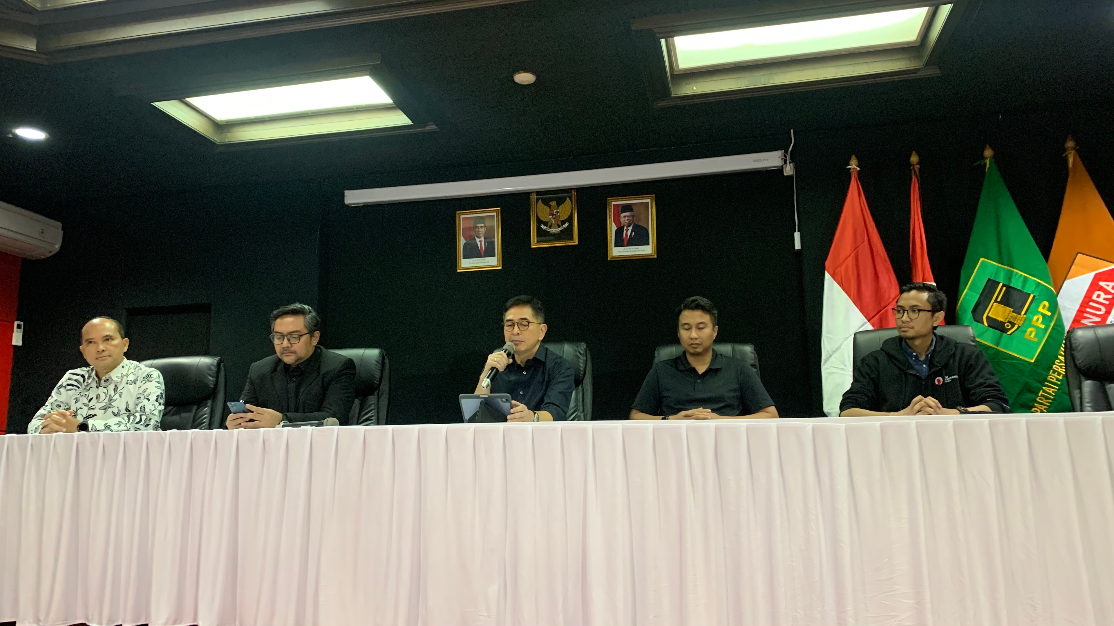 Adian Napitupulu Hingga CEO Hetero Space Perkuat TPN Ganjar-Mahfud