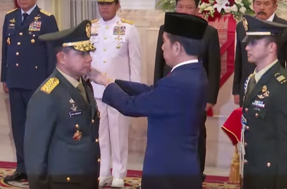 Jokowi Lantik Jenderal Agus Subiyanto Jadi Panglima TNI