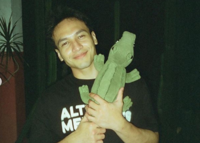 Terkenal Bad Boy, Ternyata Jefri Nichol Jadi Tulang Punggung Keluarga Sejak Usia 17 Tahun, Kini Hidupi 2 Teman Juga