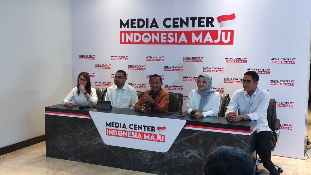 Bahlil Resmikan Medcen Indonesia Maju, Jadi Benteng Pemerintah dari Serangan Politik