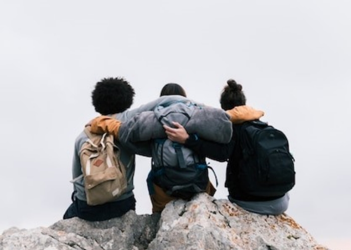 Bolehkan Seorang Muslim Pilah-pilih dalam Pertemanan?