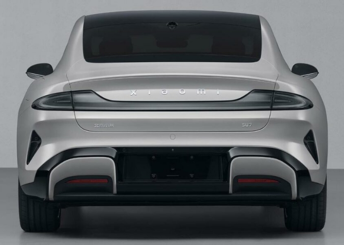 Keluarkan Mobil listrik Pertamanya, Berikut Spesifikasi dari Xiaomi SU7