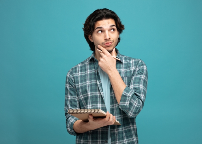 Kenali Kekurangan Diri Serta Memperbaikinya di Tahun Baru, Berikut 4 Caranya Menurut Imam Ghazali