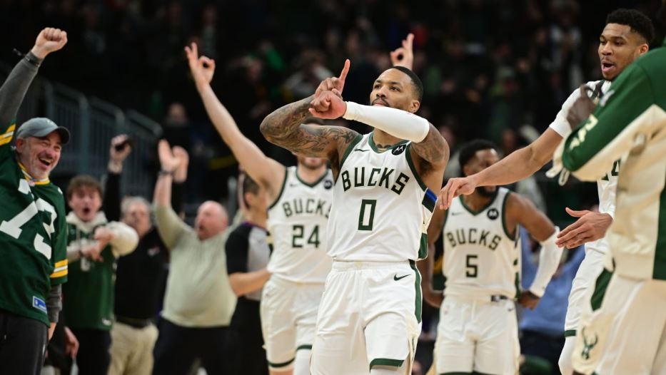 NBA Hari Ini: Damian Lillard Cetak 43 Poin Tertinggi Musim Ini, Milwaukee Bucks Bungkam 76ers