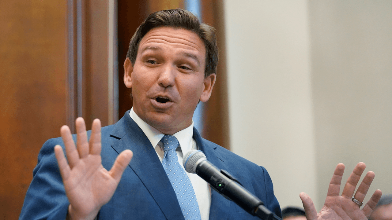 Ron DeSantis Mundur dari Pilpres AS 2024, Kini Nyatakan Ada di Pihak Donald Trump