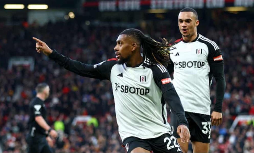 MU vs Fulham: Alex Iwobi Bikin Petaka di Ujung Laga, Setan Merah Takluk di Old Trafford