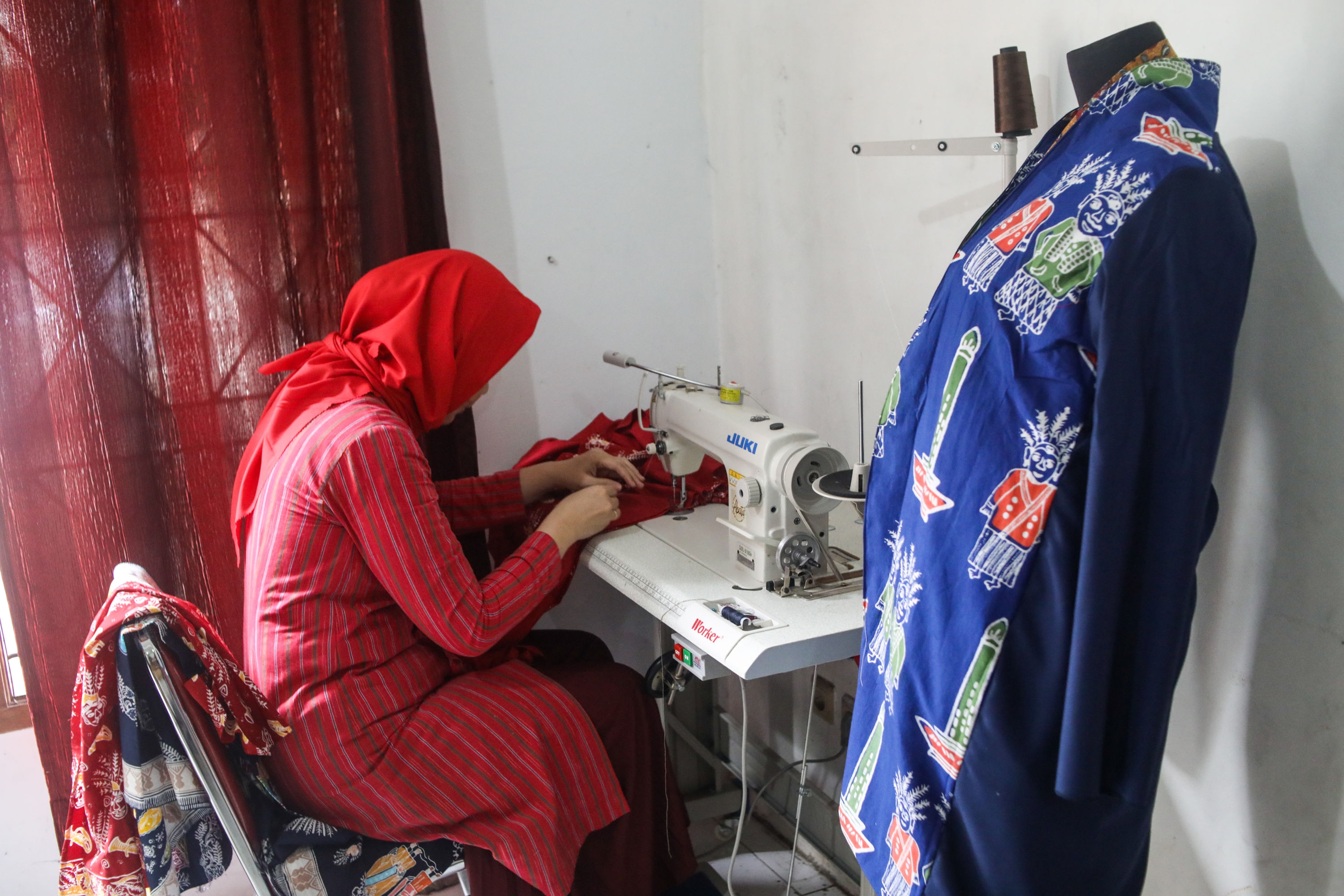 Jelaskan Pengertian Kerajinan Berbasis Media Campuran!