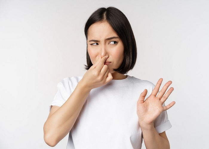 8 Tips Mencegah Bau Mulut Saat Puasa