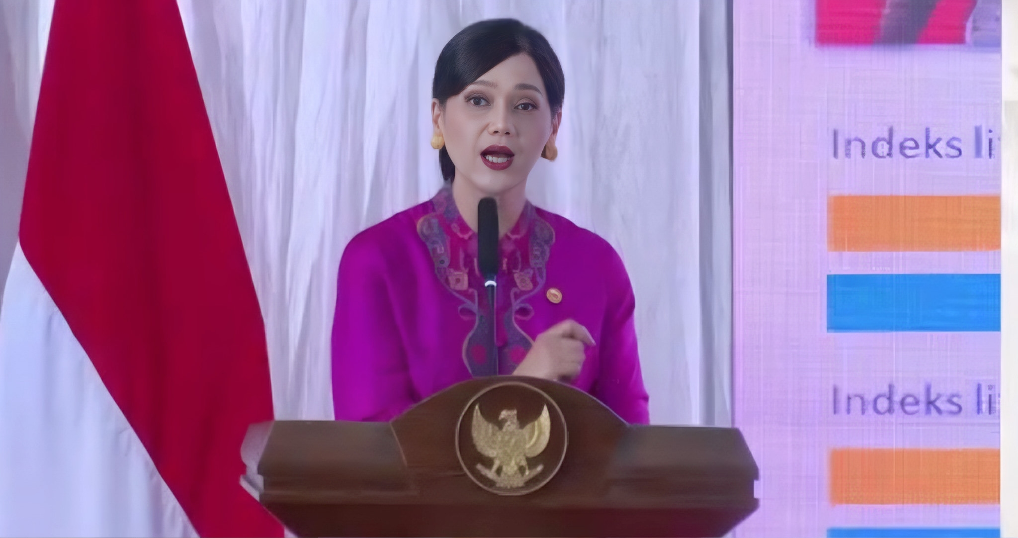 OJK Larang Orang Tua Mengharapkan Bantuan Finansial dari Anak, Menambah Generasi Sandwich