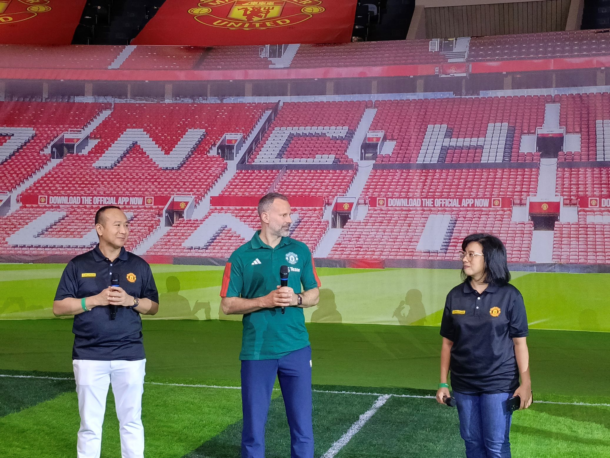 Maybank Luncurkan Krartu Kredit Bertema Manchester United