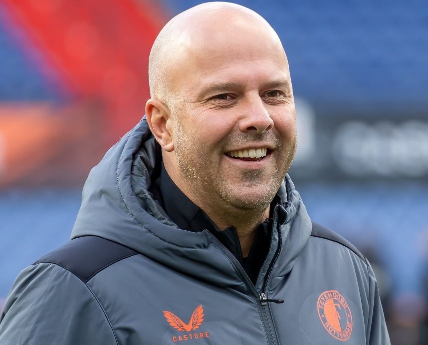 Arne Slot: Peluang Melatih di Liga Primer untuk Klub seperti Liverpool Sulit Diabaikan