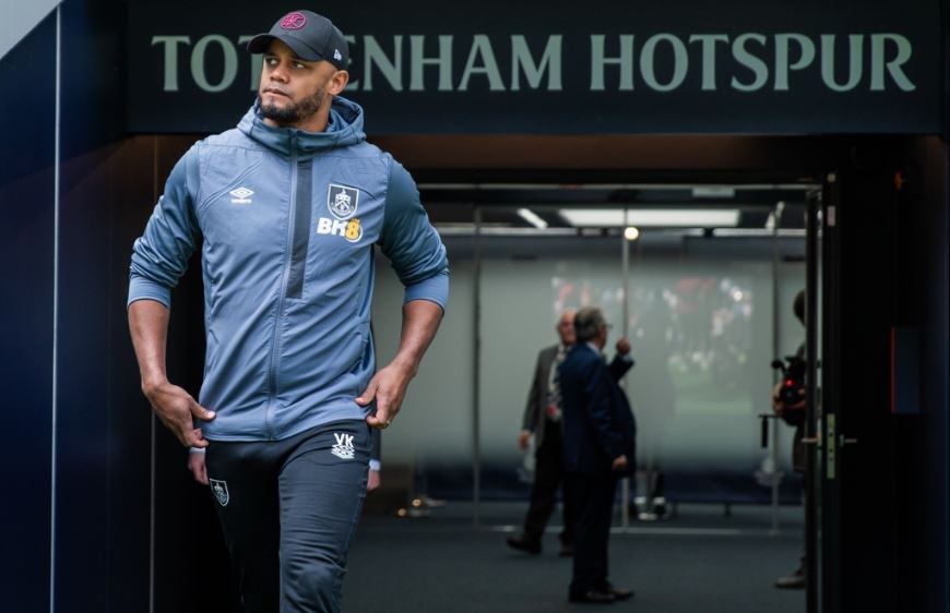 Diisukan Gantikan Thomas Tuchel di Bayern Muenchen, Vincent Kompany Masih Bungkam