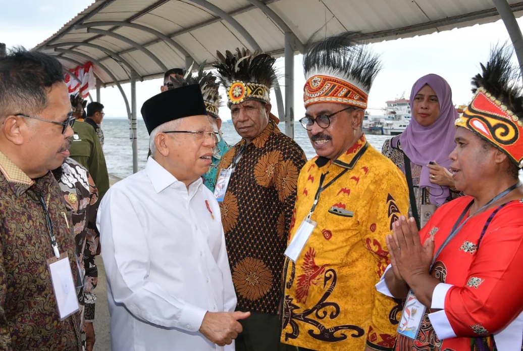 Respons All Eyes on Papua, Ma’ruf Amin Minta Pemda Libatkan Masyarakat Adat dalam Pembangunan Papua