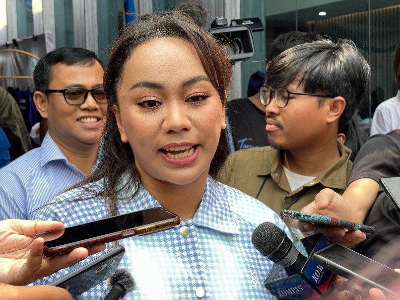 Zita Anjani Siap Tutup Starbucks se-Indonesia Jika Dipercaya Duduk di Pemerintahan 