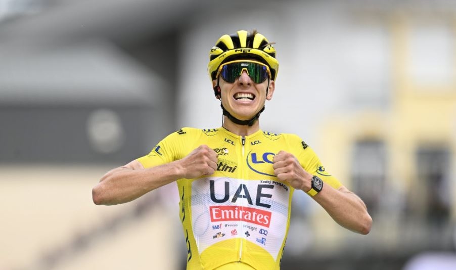 Tour De France: Menangi Trek Pegunungan Etape 14, Tadej Pogacar Makin Mantap di Pucuk Klasemen