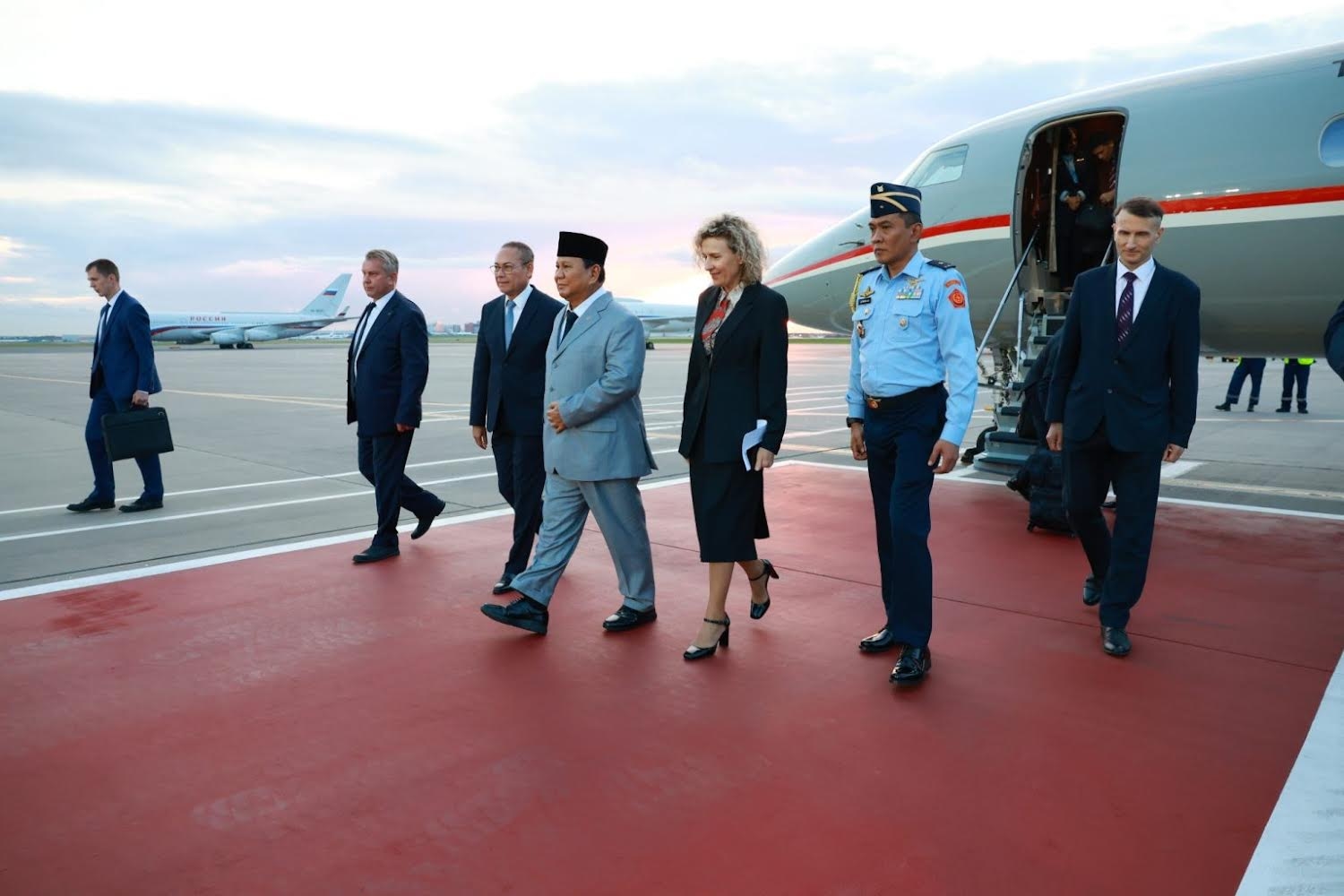 Prabowo Temui Vladimir Putin, Bahas Kerja Sama dan Diplomatik Indonesia-Rusia