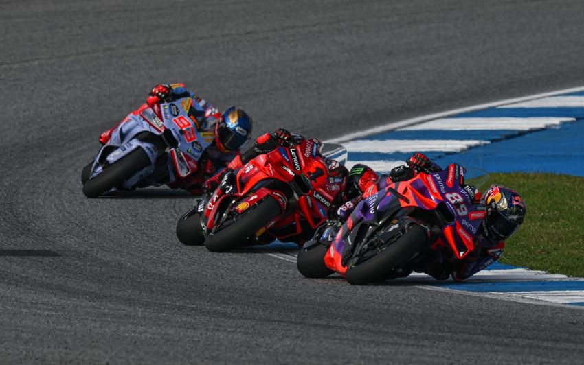 MotoGP Thailand: Juara, Penampilan Dominan Bagnaia di Buriram Berhasil Pangkas Jarak dari Martin