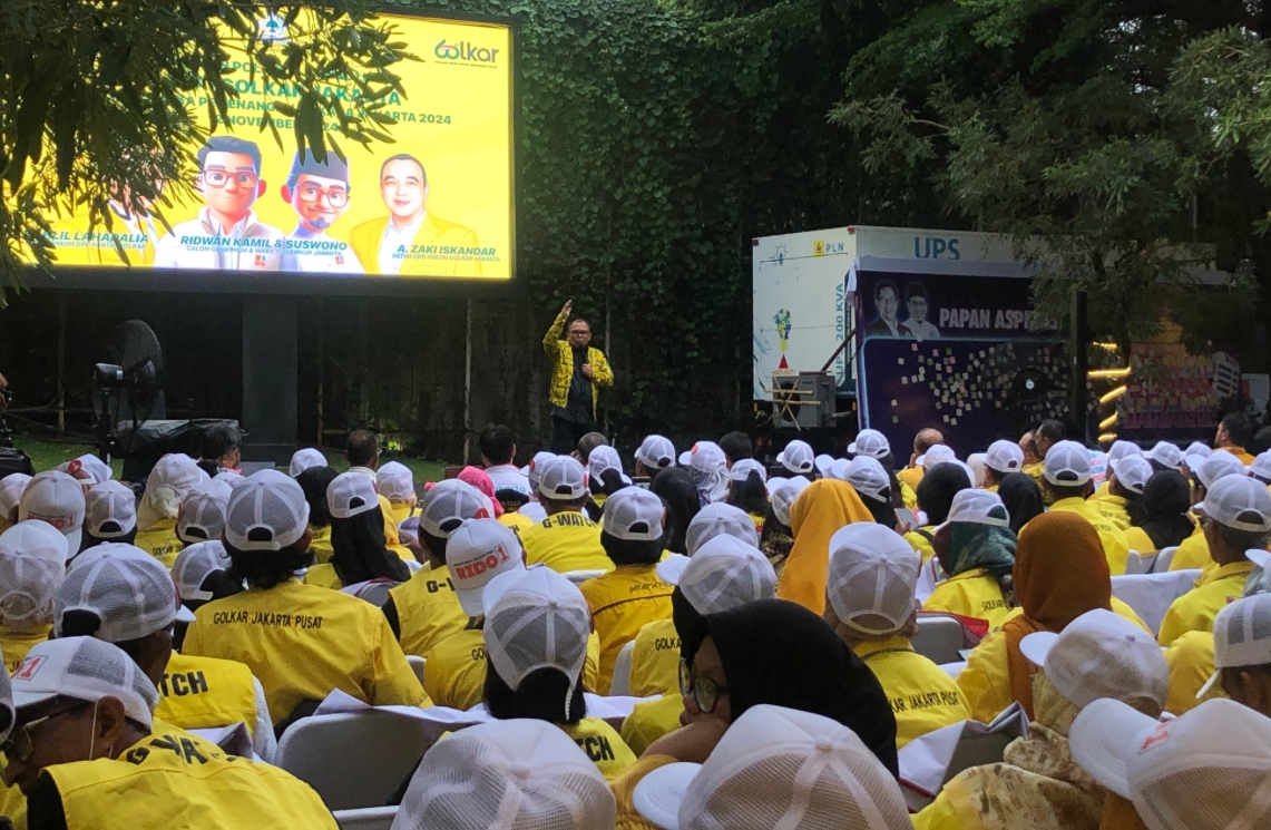 DPD Golkar DKI Kerahkan Kader Pasang Spanduk dan Klarifikasi Isu Hoaks untuk Menangkan RIDO di Pilkada Jakarta