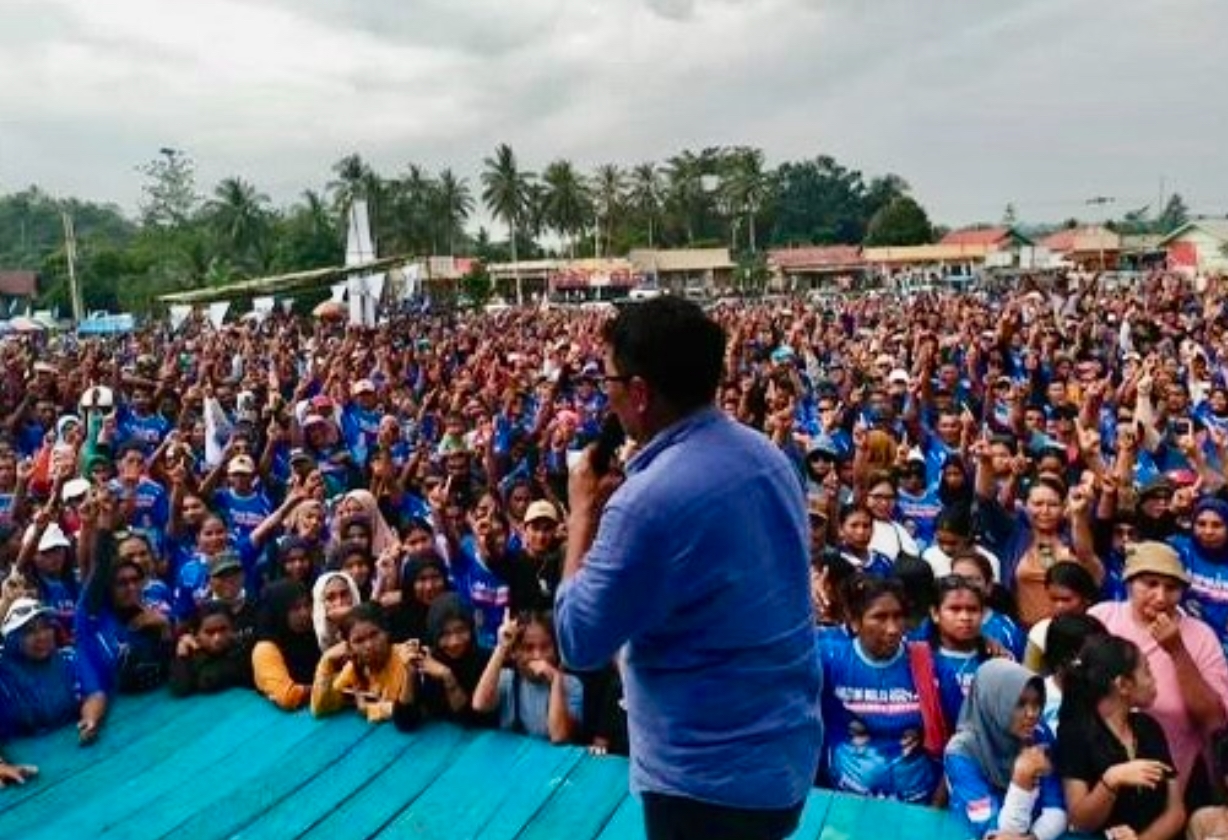Kampanye Muhammad Farrel Adhitama di Wasile Selatan Disambut Ribuan Warga Halmahera Timur