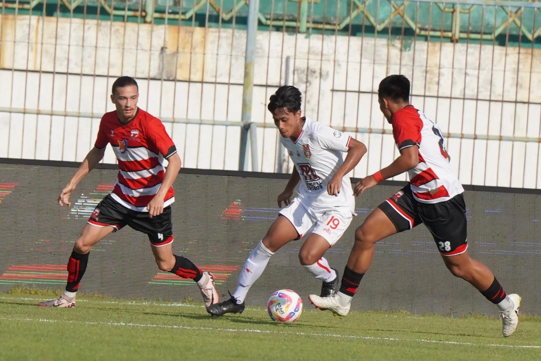 Malut United Pinjamkan Dua Gelandang Muda ke Liga 2: Pramoedya ke PSIM, Qadri ke PSPS