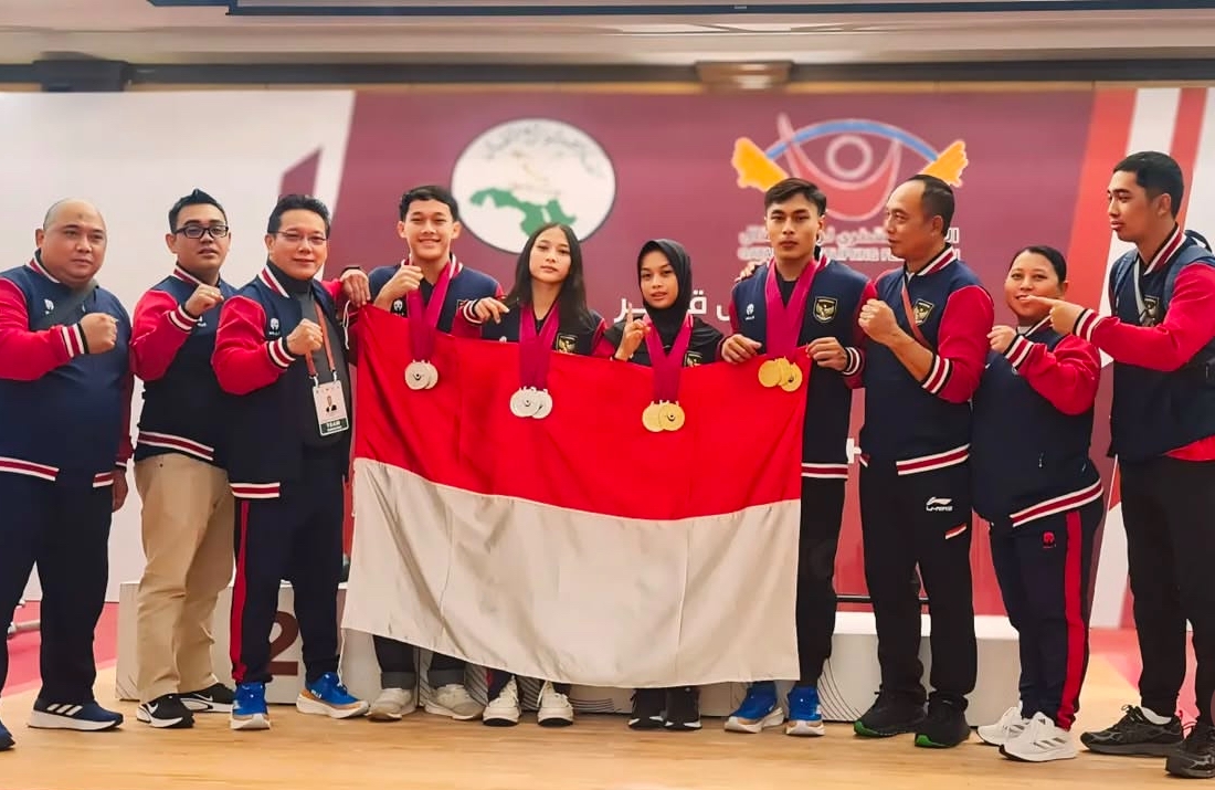 Tim Angkat Besi Junior Indonesia Raih 12 Medali di Qatar Cup 2024