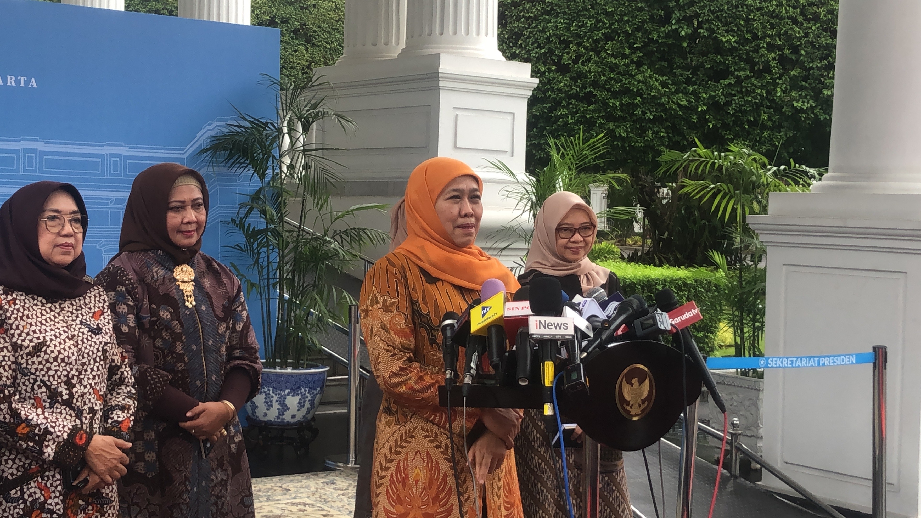 Khofifah Soal Retreat Bareng Prabowo: Penting, Agar Tidak Stuck pada Program Monoton