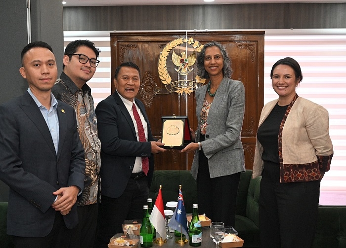 Indonesia dan Australia Kerja Sama Bidang Pendidikan, DPR Dorong Investasi untuk Program Makan Bergizi Gratis