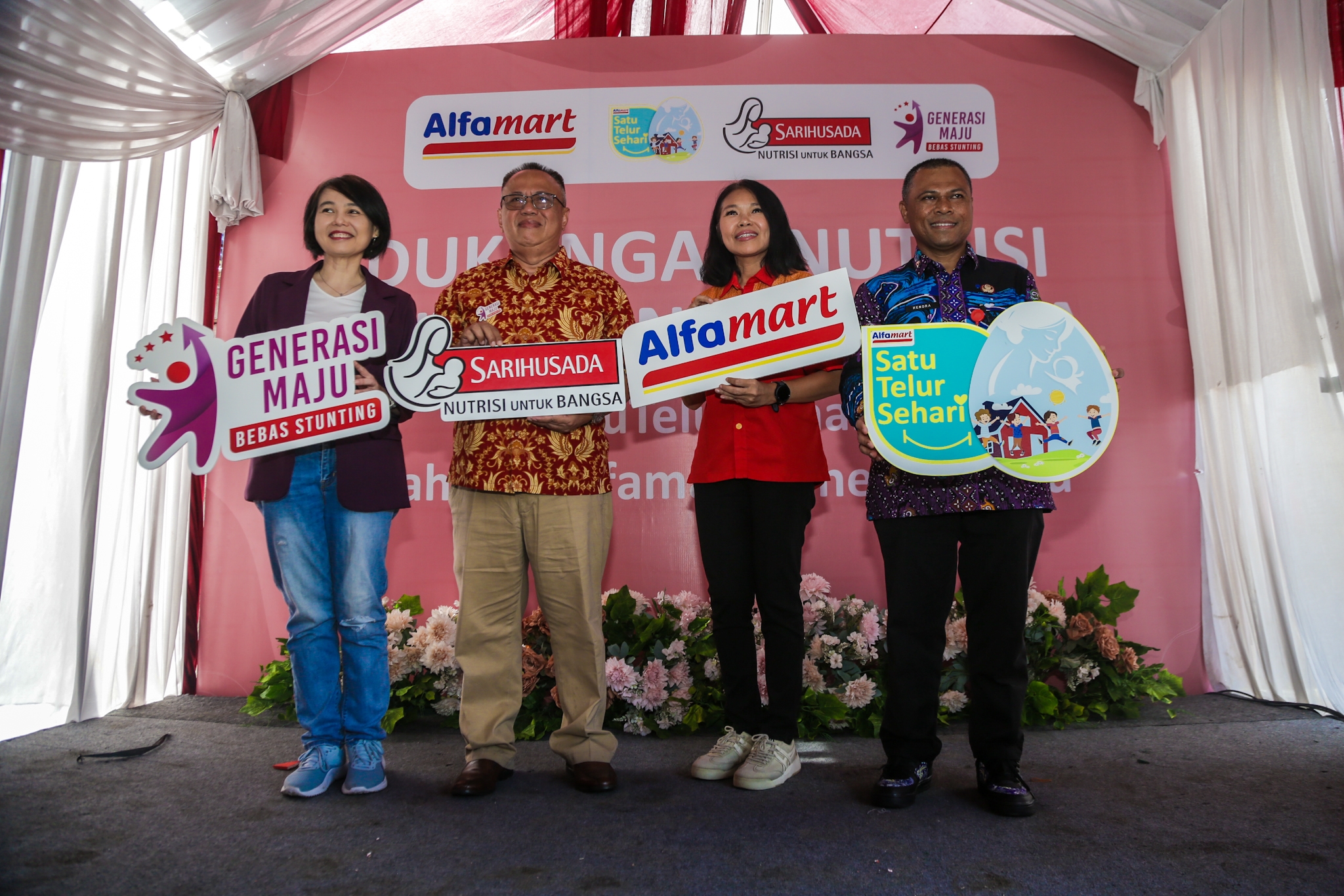 Perangi Stunting, Alfamart dan Sarihusada Gelar Program Bantuan Nutrisi Untuk Anak Bangsa