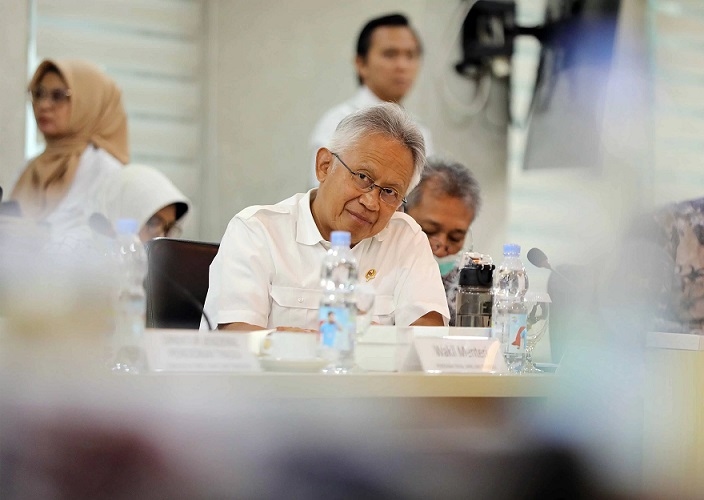 Pertumbuhan Ekonomi Turun ke Level Terendah dalam 14 Kuartal, Target 6 Persen di 2026 Realistis?