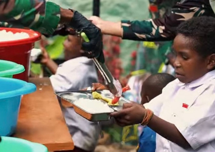 Warga Distrik Homeyo Papua Tengah Sambut Gembira Kehadiran Program Makan Bergizi Gratis