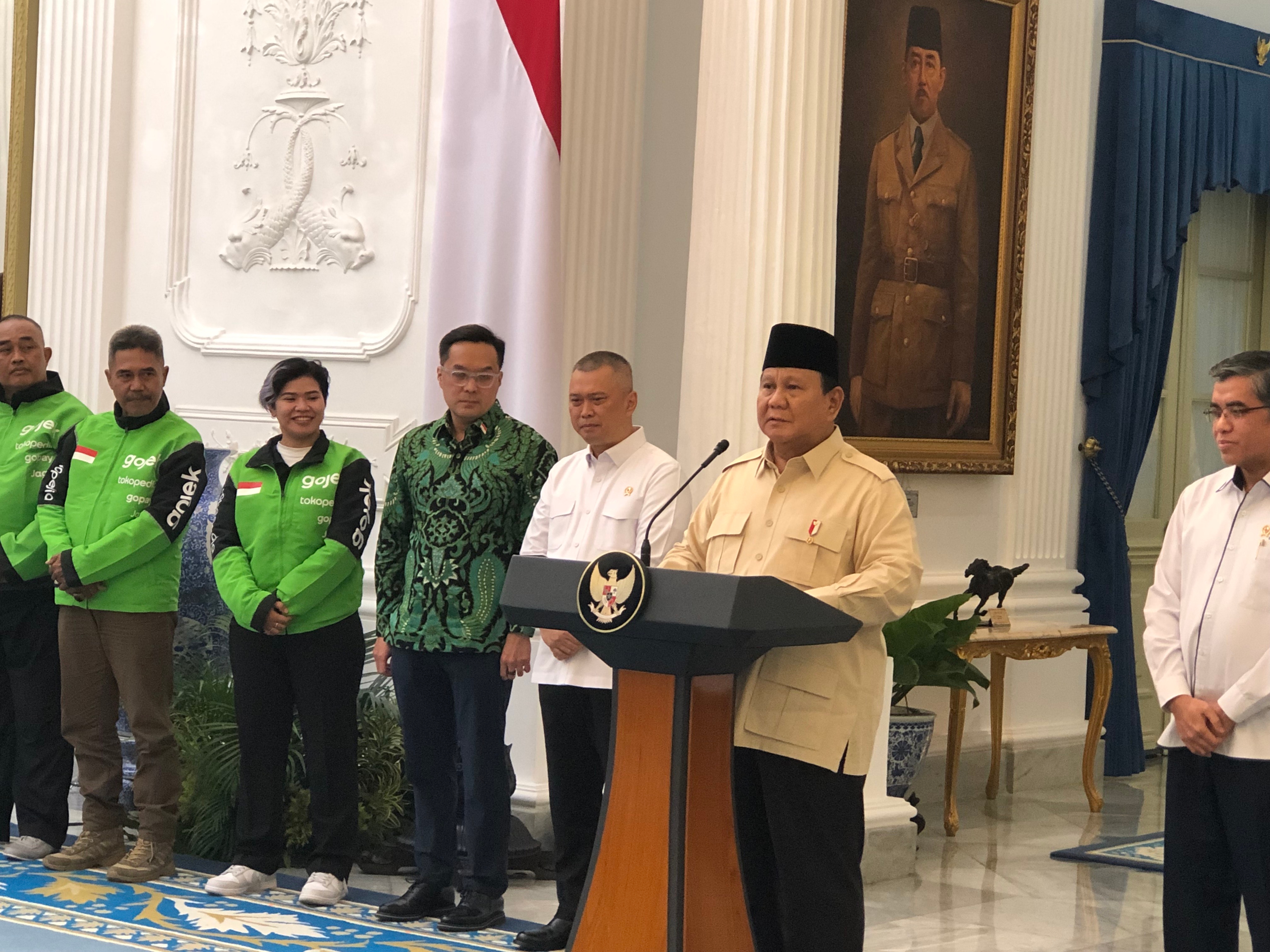 Prabowo Umumkan Pengemudi Ojek Online dan Kurir Dapat THR Tahun Ini