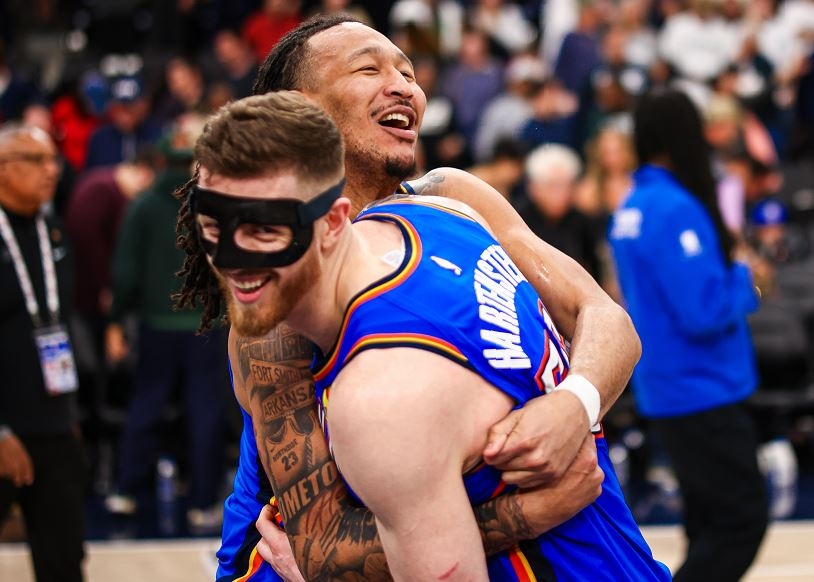 NBA Hari Ini: Thunders Catatkan Kemenangan 4-0 Atas Clippers, Kokoh di Puncak Wilayah Barat