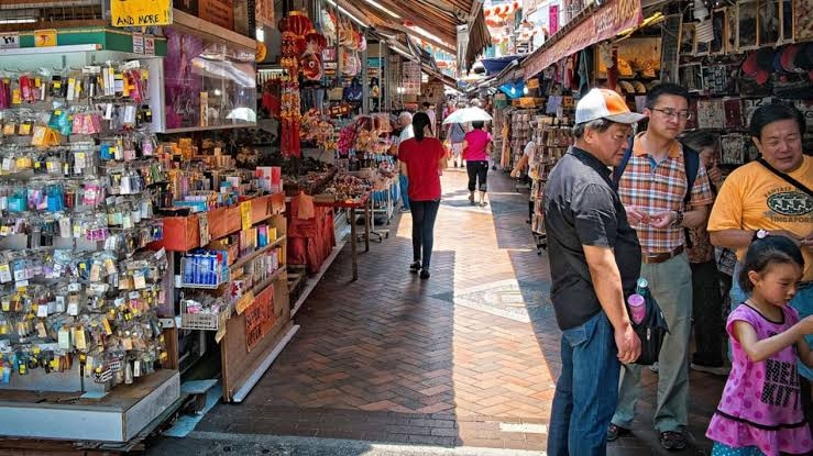 Dongkrak Konsumsi Domestik, China Turunkan Ambang Potongan Pajak untuk Turis