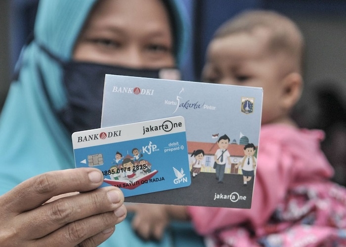 Bank DKI Salurkan KJP Tahap Pertama 2025 bagi Penerima Baru Sebanyak 43.502 Siswa